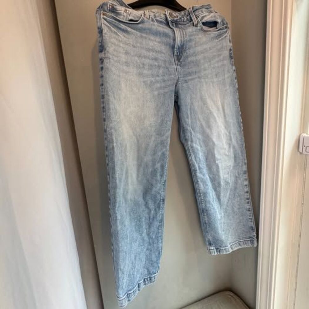 Old Navy High Rise Slim Jeans Women's 8 Light Wash Distressed Denim Fit 6